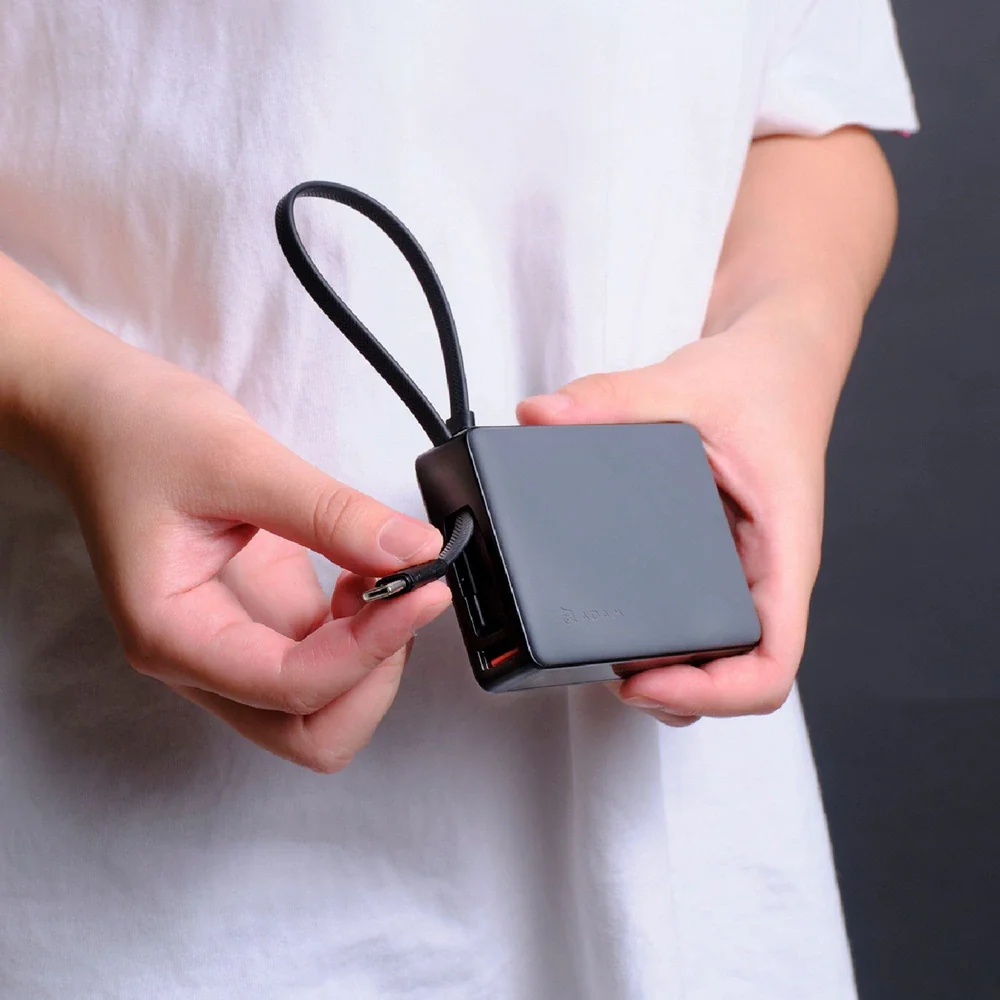 Batería magnética Adam Elements GRAVITY - 10,000mAh 30W con cable USB-C integrado - Gris - Image 8